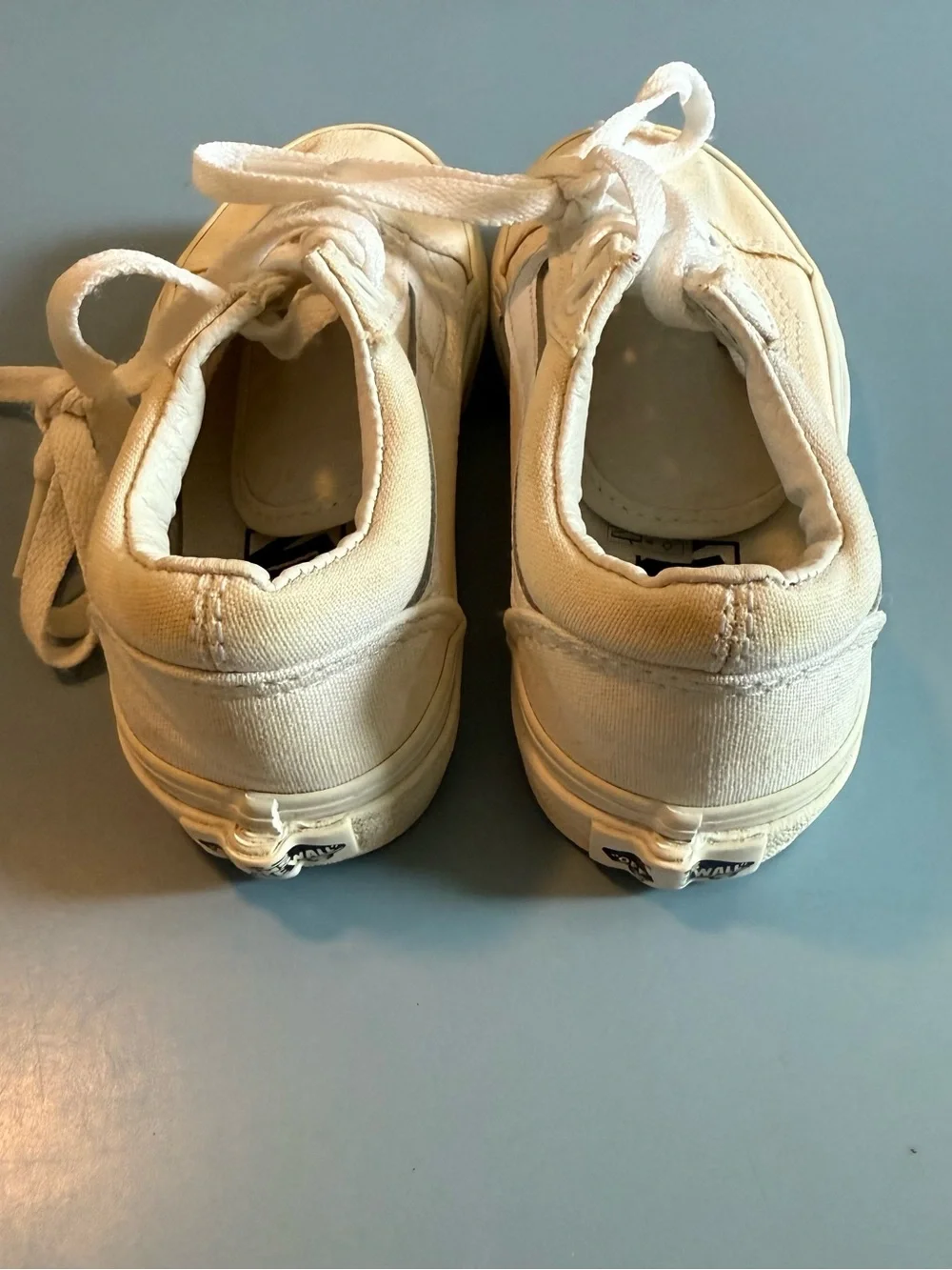 Vans Old Skool White Canvas Sneakers Kids Size 11 EU 27.5